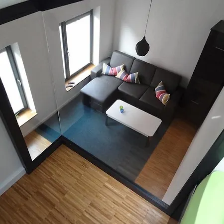 Backbord Und Steuerbord * שטראלסונד