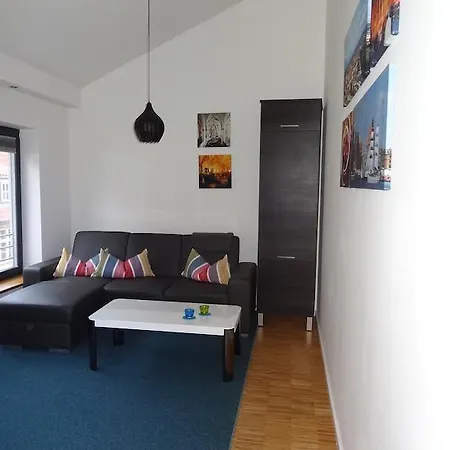 בית נופש Backbord Und Steuerbord שטראלסונד