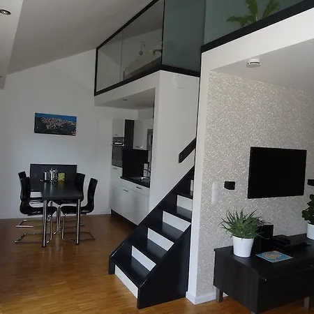 בית נופש Backbord Und Steuerbord שטראלסונד